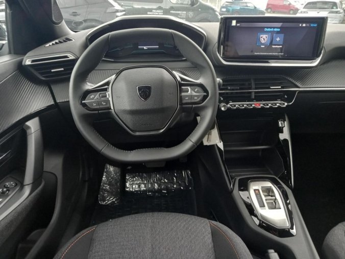 Peugeot 2008, Peugeot 2008 BUSINESS Hybrid 110 e-DCS6, barva bílá