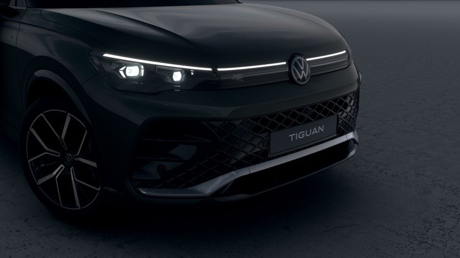 Volkswagen Tiguan, Tiguan R-Line People 200 kW eHybrid, barva zelená