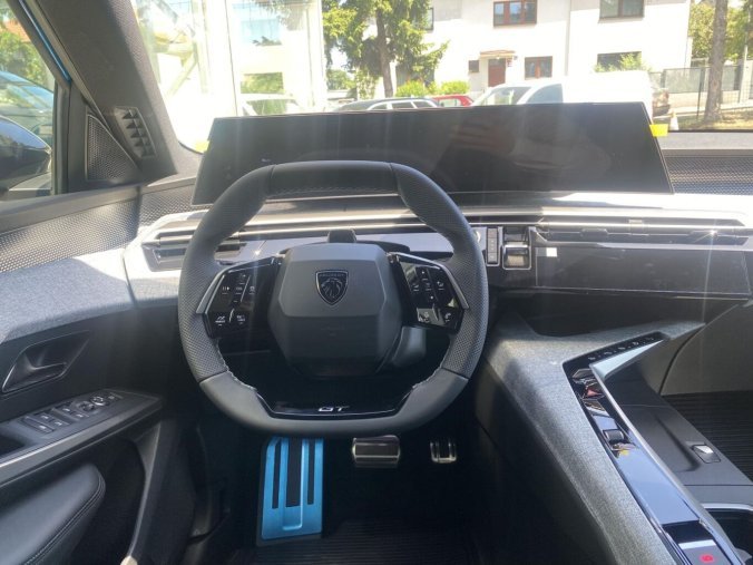 Peugeot 5008, Peugeot 5008 GT Hybrid 145 e-DCS6 SUMMER B, barva modrá