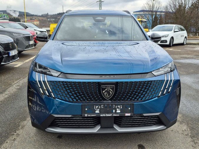 Peugeot 5008, Peugeot 5008 ALLURE Hybrid 145 e-DCS6, barva modrá