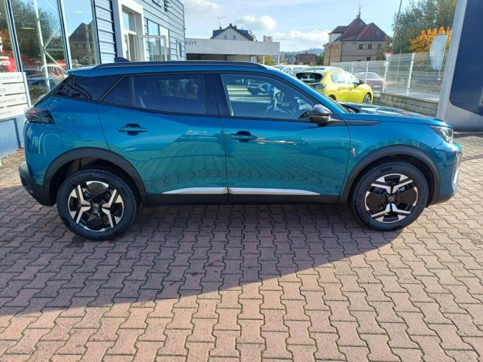 Peugeot 2008, Peugeot 2008 ALLURE 1.2 PureTech 100k Grip, barva modrá