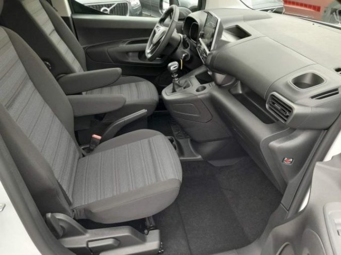 Opel Combo, Elegance Plus L1H1 standard D1, barva bílá