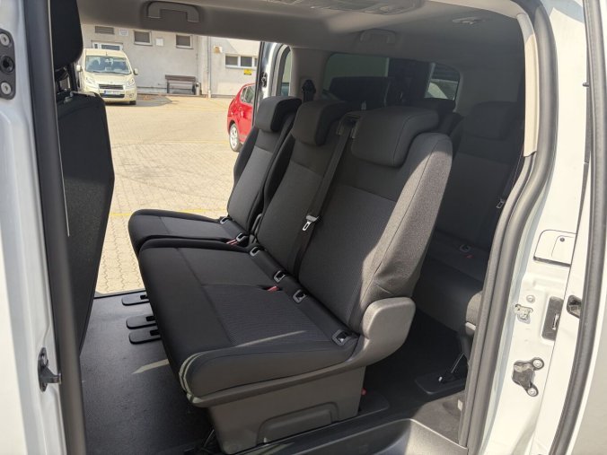 Peugeot Traveller, Peugeot Traveller Active L3 2.2 BlueHDi 150 MAN6 - TAŽNÉ - 9MÍST - 1614, barva bílá