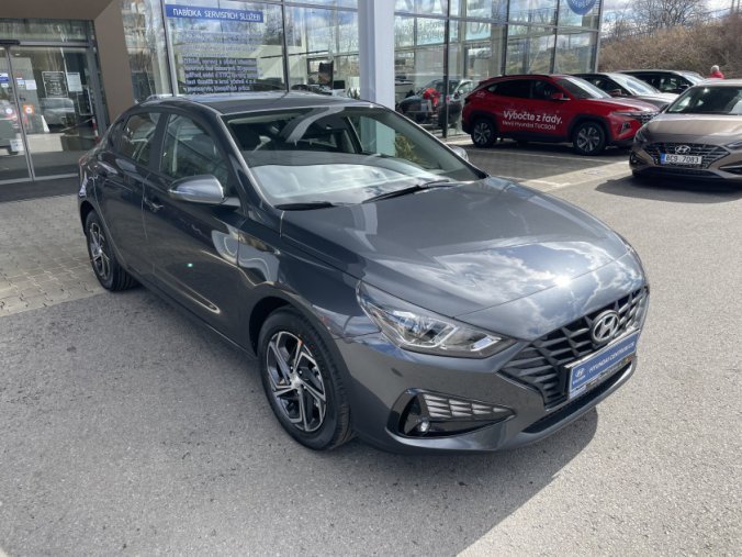 Hyundai i30, 1,0 T-GDI 88 kW MT, barva šedá