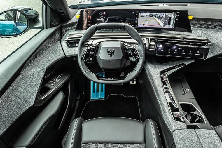 Peugeot 5008, Peugeot 5008 1,2 ALLURE Hybrid 145 e-DCS6, barva modrá