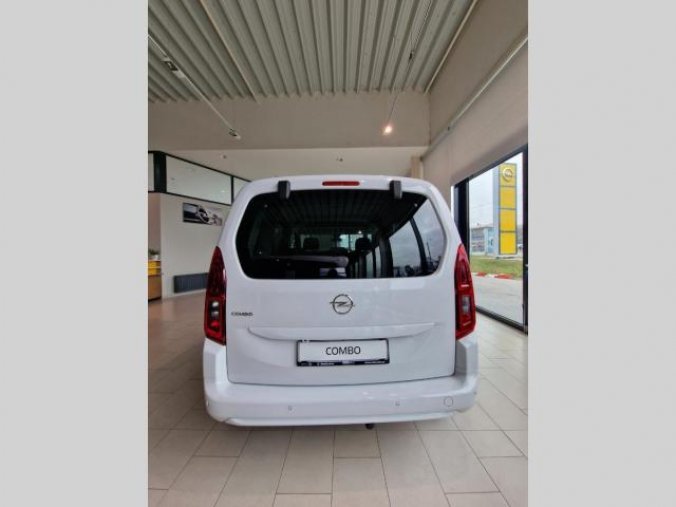 Opel Combo, Elegance PLUS 1.5 (96kW) AT8, barva bílá