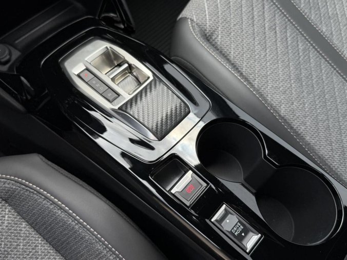 Peugeot 2008, Peugeot 2008 ALLURE Hybrid  1,2 145 e-DCS6, barva modrá