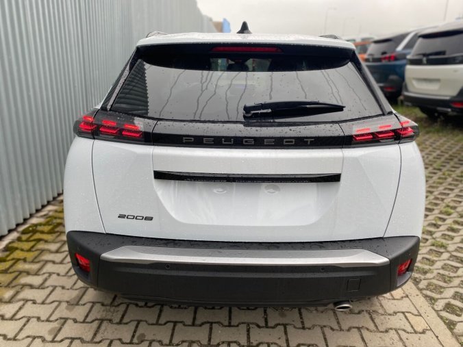 Peugeot 2008, Peugeot 2008 ALLURE PureTech 100 MAN6 - 4841, barva bílá