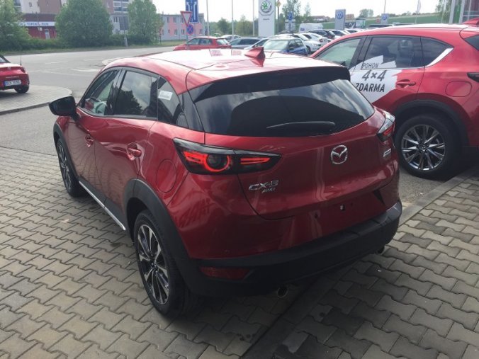Mazda CX-3, 2,0 Skyactiv-G150 AWD A/T, barva červená