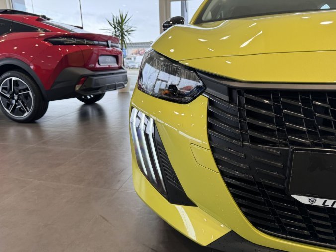 Peugeot 208, Peugeot 208 STYLE, 100 koní, výhřev sedadel, barva žlutá