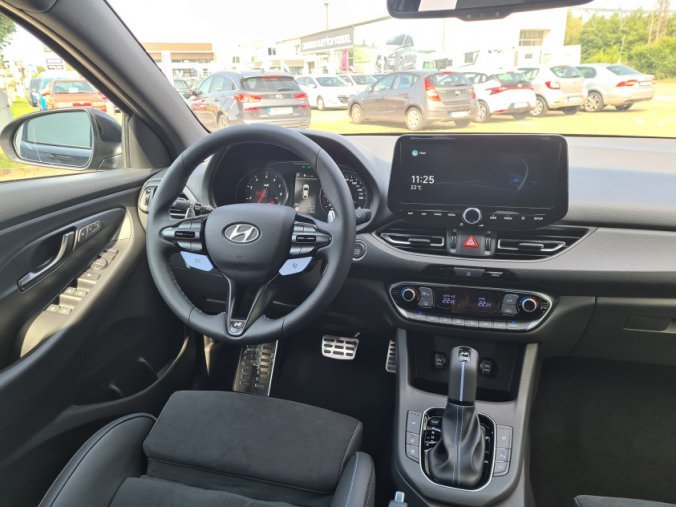 Hyundai i30, 2,0 T-GDI 206 kW MT, barva šedá