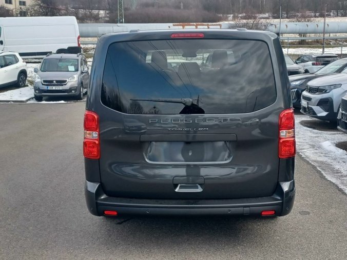 Peugeot Traveller, Peugeot Traveller Allure Long 2.0 BlueHDi 180 S&S EAT8, barva šedá