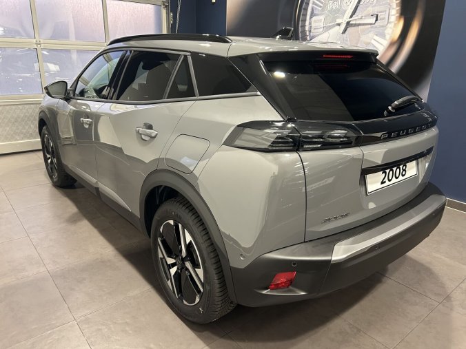 Peugeot 2008, Peugeot 2008 ALLURE PureTech 100 S&S MAN6, celoroční PNEU, kamery, barva šedá