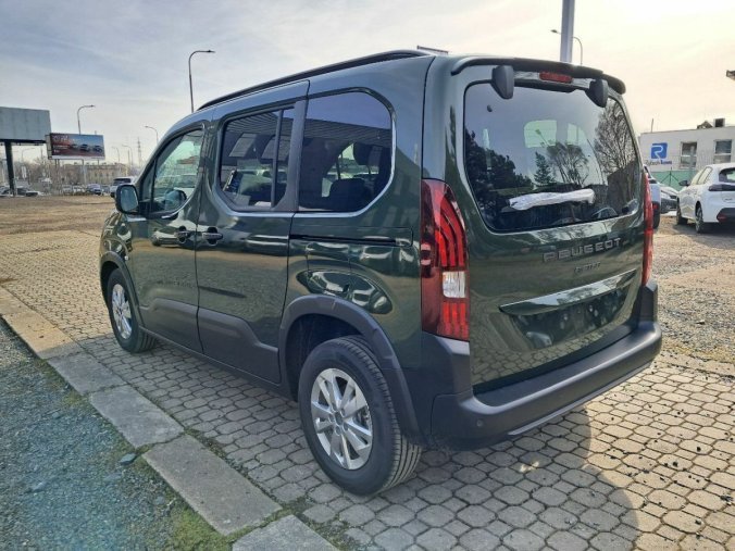 Peugeot Rifter, Peugeot Rifter ALLURE BlueHDi 100 S&S MAN, barva zelená