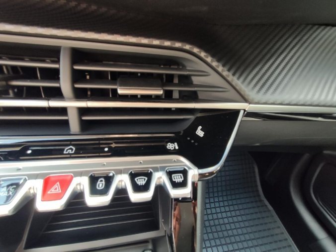 Peugeot 208, Peugeot 208 1.2 100K MAN6 BUSINESS NAVI, barva žlutá