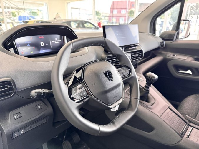Peugeot Rifter, Peugeot Rifter ALLURE BlueHDi, Pack Style, barva bílá