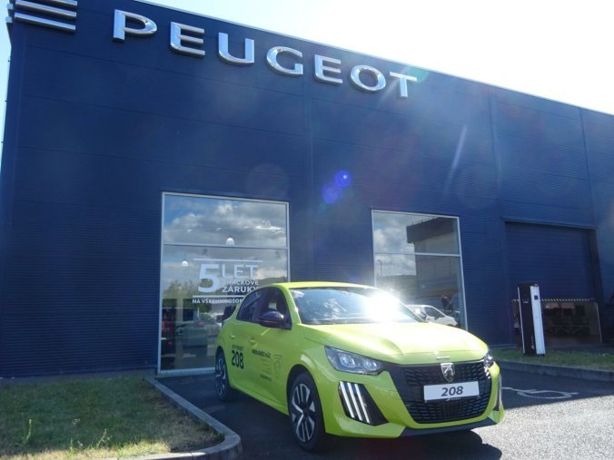 Peugeot 208, Peugeot 208 ACTIVE Hybrid 110k e-DCS6, barva žlutá