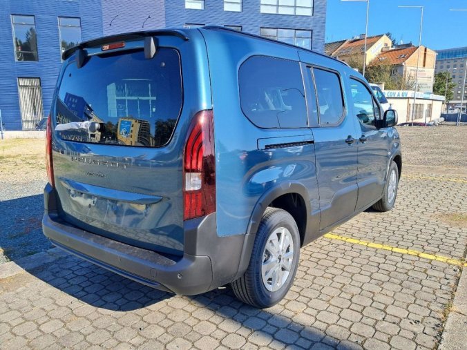 Peugeot Rifter, Peugeot Rifter LONG ALLURE BlueHDi 130 S&, barva modrá