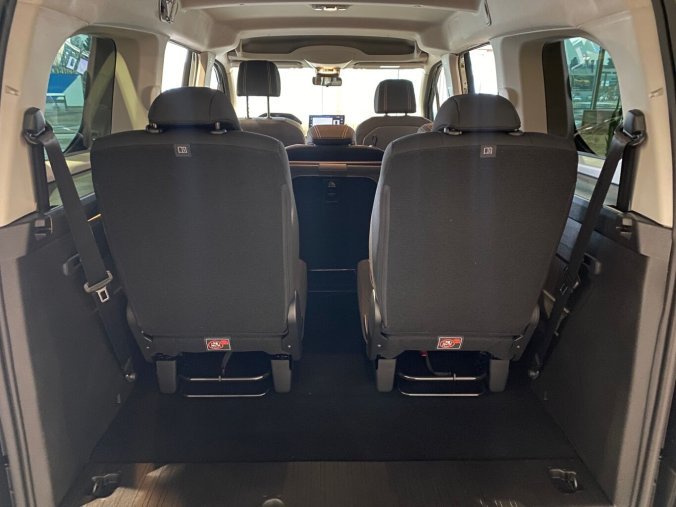 Peugeot Rifter, Peugeot Rifter LONG GT BlueHdi EAT8 - 7MÍST - 6266, barva modrá