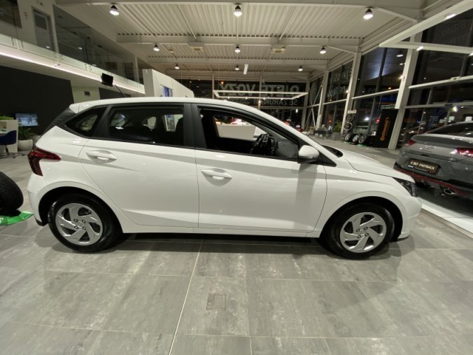 Hyundai i20, 1,2 DPI 5 st. manuální, barva bílá