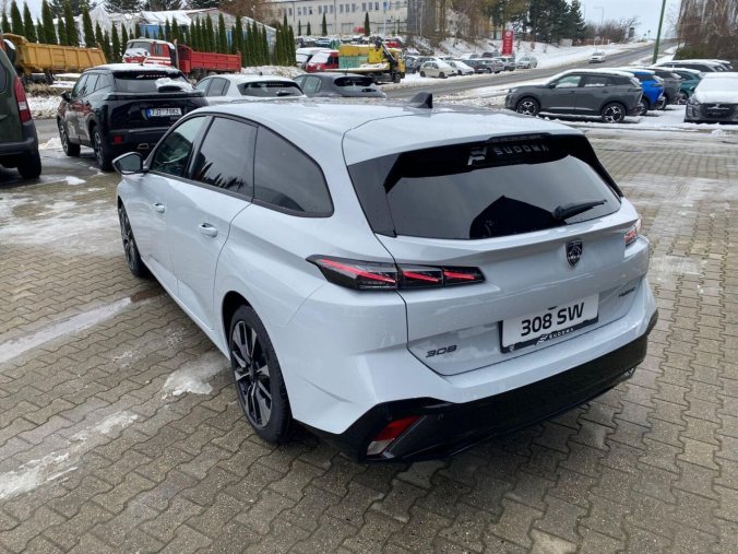 Peugeot 308, Peugeot 308 SW ALLURE Hybrid NOVINKA, barva bílá
