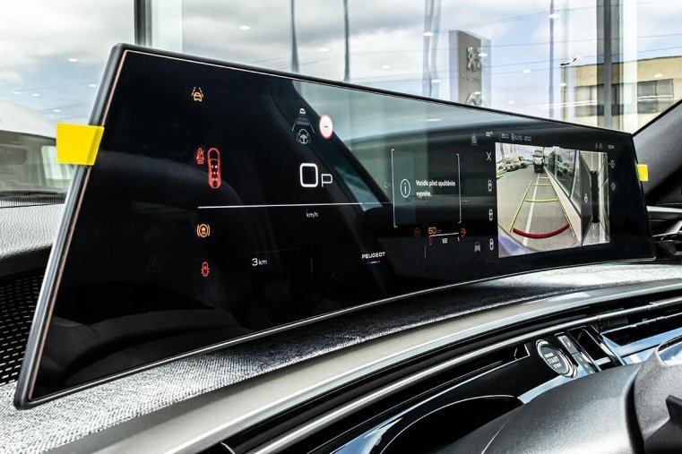 Peugeot 5008, Peugeot 5008 1,2 GT Hybrid 145 e-DCS6, barva modrá