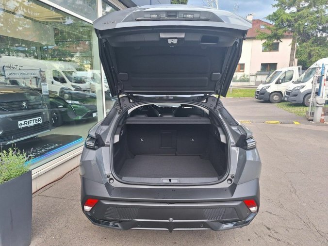 Peugeot 408, Peugeot 408 ALLURE Hybrid 145 e-DCS6, barva šedá