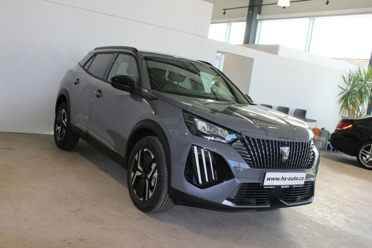 Peugeot 2008, Peugeot 2008 ALLURE Hybrid 136 e-DCS6, barva šedá