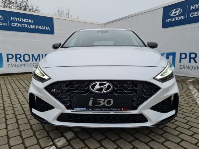 Hyundai i30, 1,5 T-GDI 117 kW iMT MHEV, barva bílá