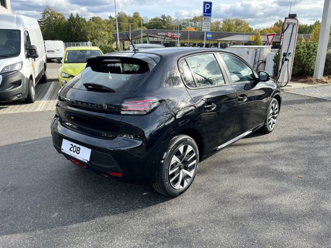 Peugeot 208, Peugeot 208 STYLE Turbo 100 MAN6, barva černá