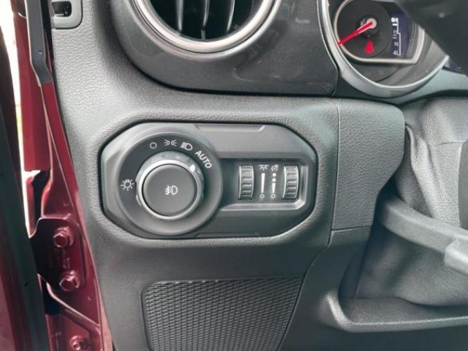Jeep Wrangler, Unlimited Rubicon 392, barva červená