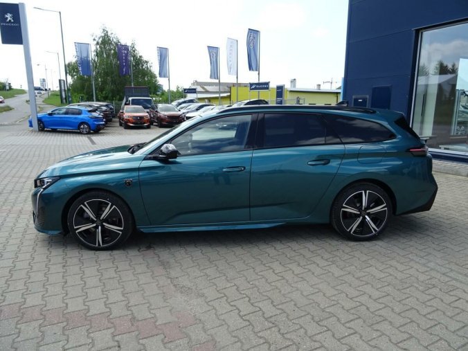 Peugeot 308, Peugeot 308 SW GT Plug-in HYBRID 225 e-EAT, barva modrá