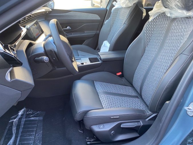 Peugeot 308, Peugeot 308 SW ALLURE Hybrid 145 e-DCS6 - 5977, barva modrá