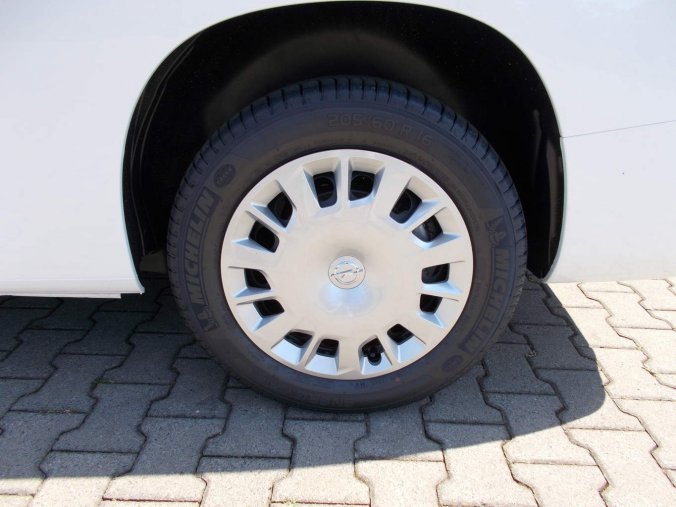 Opel Combo, Life Enjoy L2H1 standard D12XHL Start/Stop Petrol (81kW / 11, barva bílá