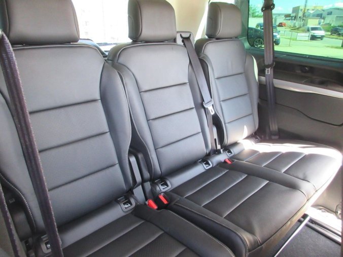 Peugeot Traveller, Peugeot Traveller ALLURE Long 2.0HDI 180k EAT8, barva bílá
