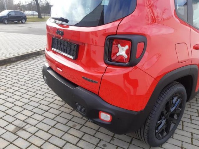 Jeep Renegade, 1,3 150 PS Night Eagle AUTOMAT, barva červená