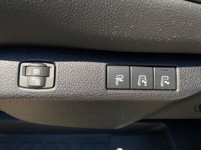 Peugeot Traveller, Peugeot Traveller Allure L3 2.2 BHDi 180 EAT8, barva šedá