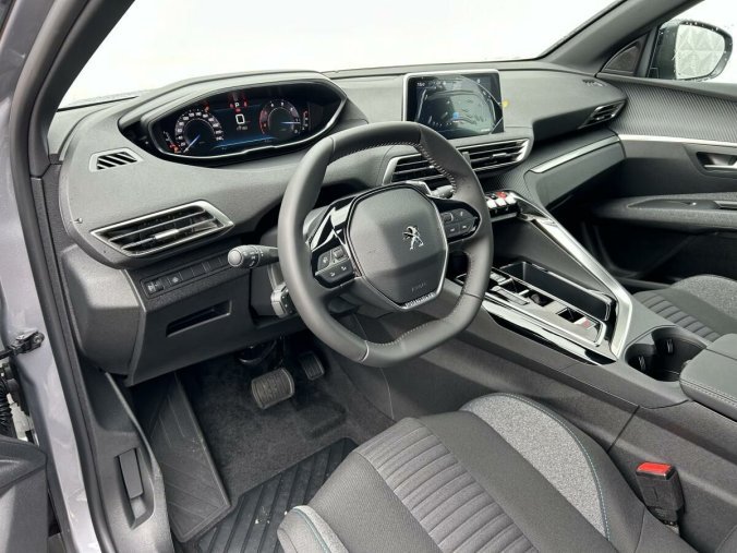Peugeot 5008, Peugeot 5008 Active Pack 1.5 BlueHDi EAT8, barva šedá