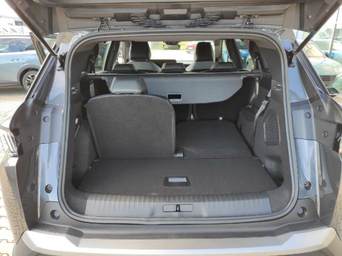 Peugeot 5008, Peugeot 5008 ALLURE Hybrid 145 e-AUT6 NAVI, barva šedá