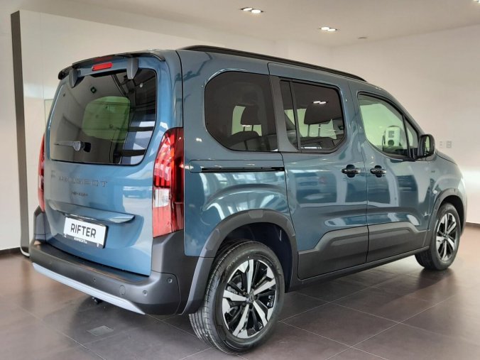 Peugeot Rifter, Peugeot Rifter GT BHDi 130k EAT8, barva modrá