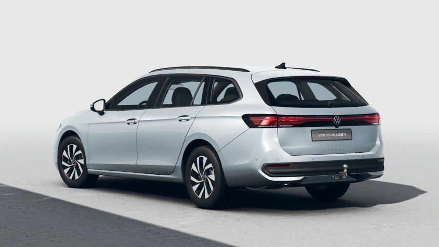 Volkswagen Passat, Passat 1,5 eTSI 110 kW mHEV, barva stříbrná