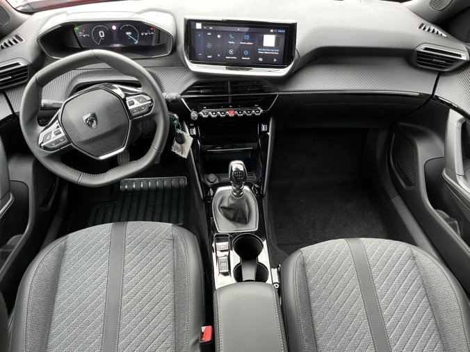 Peugeot 2008, Peugeot 2008 ALLURE PureTech 100 S&S MAN6, barva bílá