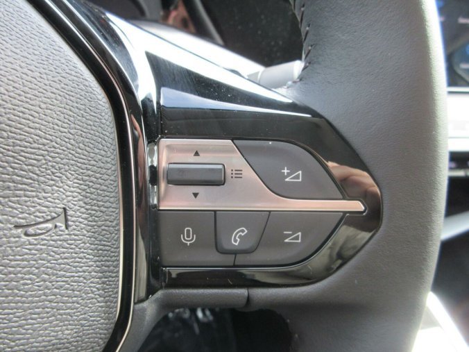 Peugeot 308, Peugeot 308 SW STYLE Hybrid 145 e-DCS6, barva šedá