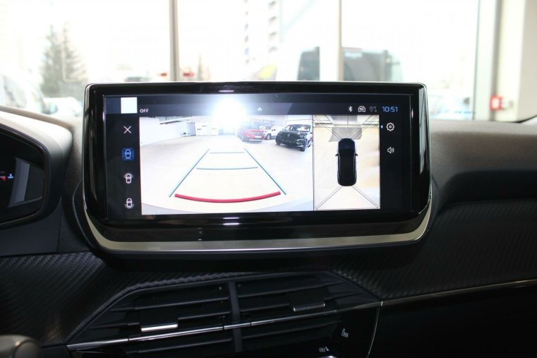 Peugeot 2008, Peugeot 2008 ALLURE Hybrid 136 e-DCS6, barva šedá