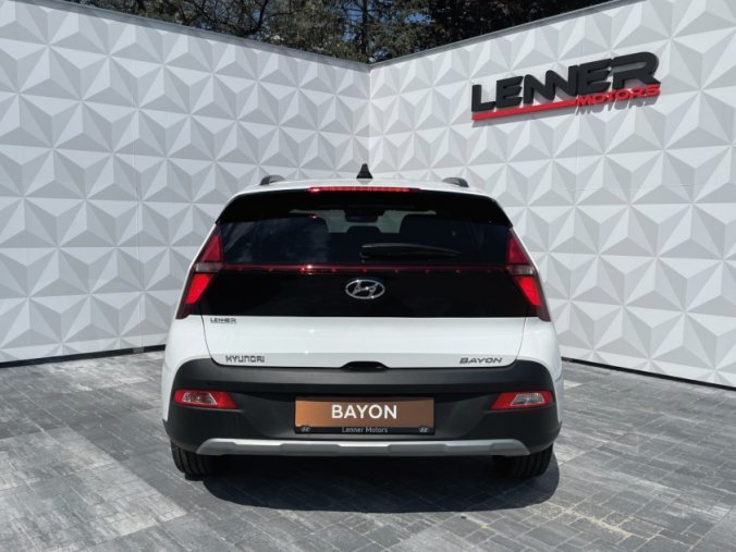 Hyundai Bayon, 1,0 T-GDI 74 kW 6st. manuální, barva bílá