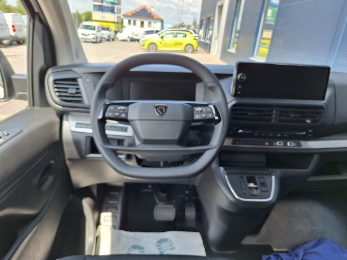 Peugeot Traveller, Peugeot Traveller Expert Combi L3 2.0 BHDi 180 E, barva bílá