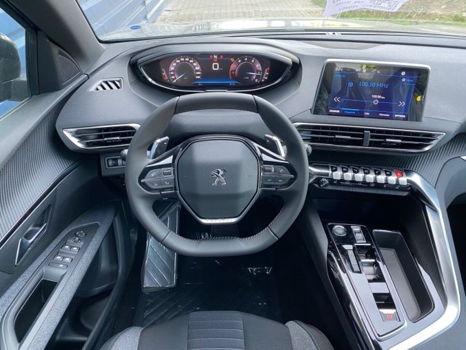 Peugeot 5008, Peugeot 5008  ACTIVE PACK BlueHDi 130hp EAT8 - 7míst - 2003, barva šedá