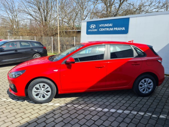 Hyundai i30, 1,5i 81 kW MT, barva bílá