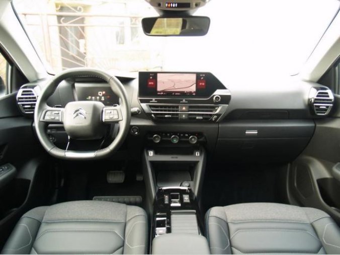 Citroën C4 Picasso, Shine Pack 1,2PT 130 EAT8, barva oranžová