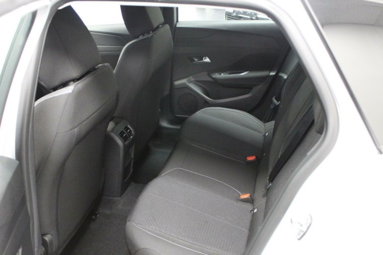 Peugeot 308, Peugeot 308 SW ACTIVE PureTech 130 MAN6, barva bílá